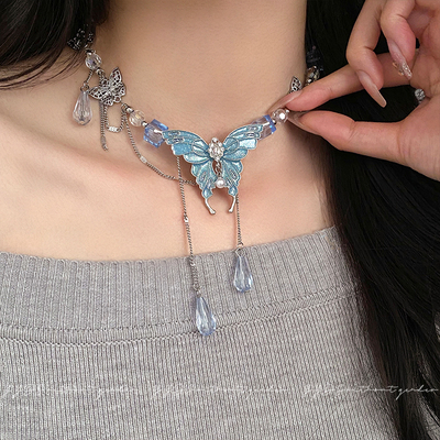 yyds！重工蓝色水晶蝴蝶项链