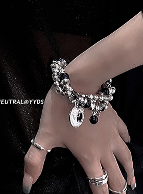 yyds  复古人像磁吸手链ins小众设计个性手饰女夏2022年新款潮男