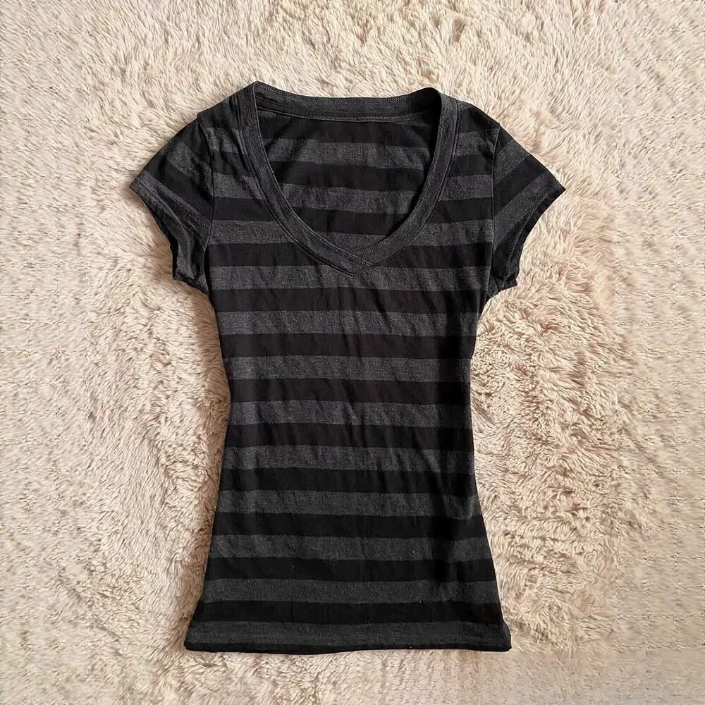 Y2K pinstripe V-neck short-sleeved T-shirt top