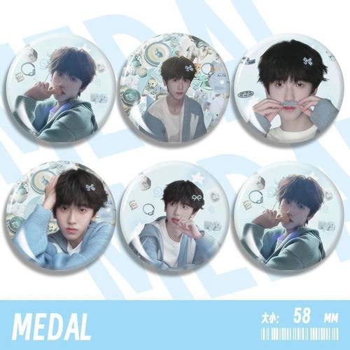 爆款家族四代左奇函周边吧唧明星胸针书包挂件痛包装饰徽章礼物