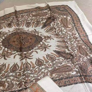 LP同款新款超细精纺薄款舒适细腻纯羊绒披肩四季通用的方形围巾