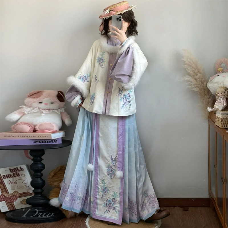 汉服女刺绣圆领半袖立领琵琶袖一片式马面裙冬款保暖加重工三件套