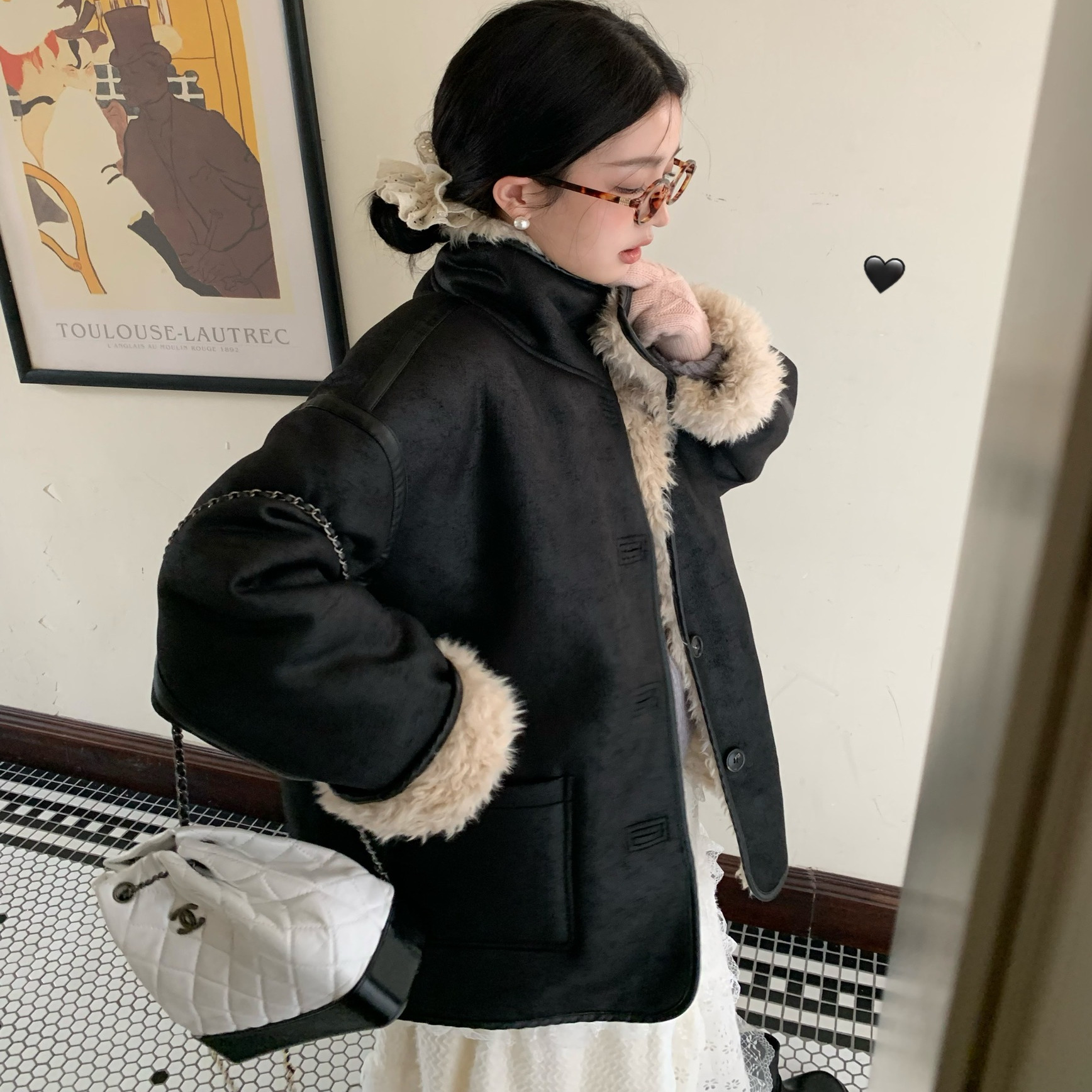 一只西由XIYO 两面穿皮毛一体冬季麂皮羊羔毛仿皮草外套女