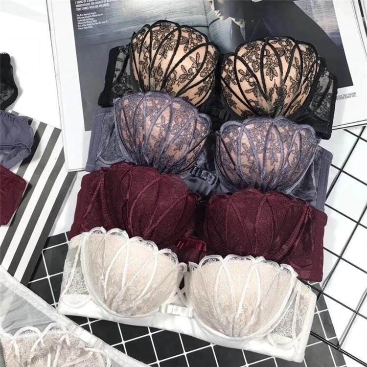 蕾丝贝壳文胸小胸加厚聚拢收副乳调整型上托半杯内衣女士bra