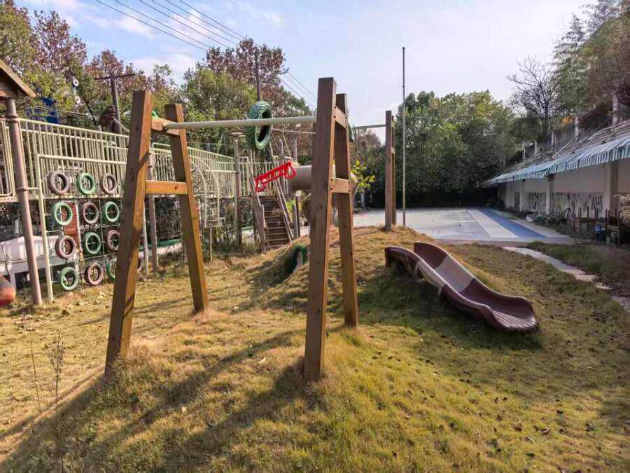 3月12日上海松江快乐天地幼稚园破产财产：户外玩具设施一组网络拍卖公告