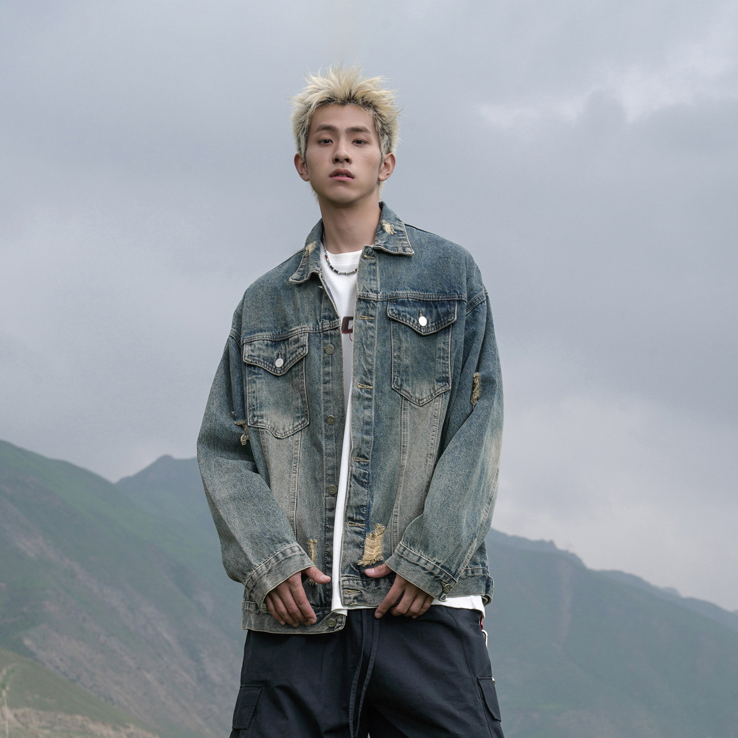 GOGOSOON春秋新款牛仔外套2026男生夹克开春覆古做旧水洗破洞上衣