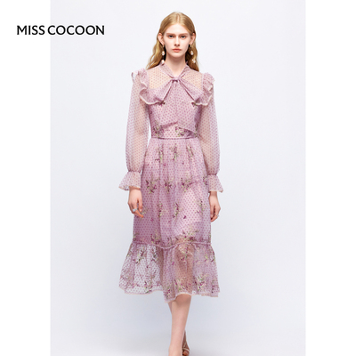 MISSCOCOON植绒波点蕾丝绣花荷叶边连衣裙秋款