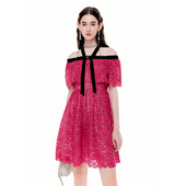 MISSCOCOON经典 撞色蕾丝一字肩挂脖连衣裙玫红公主裙夏新款