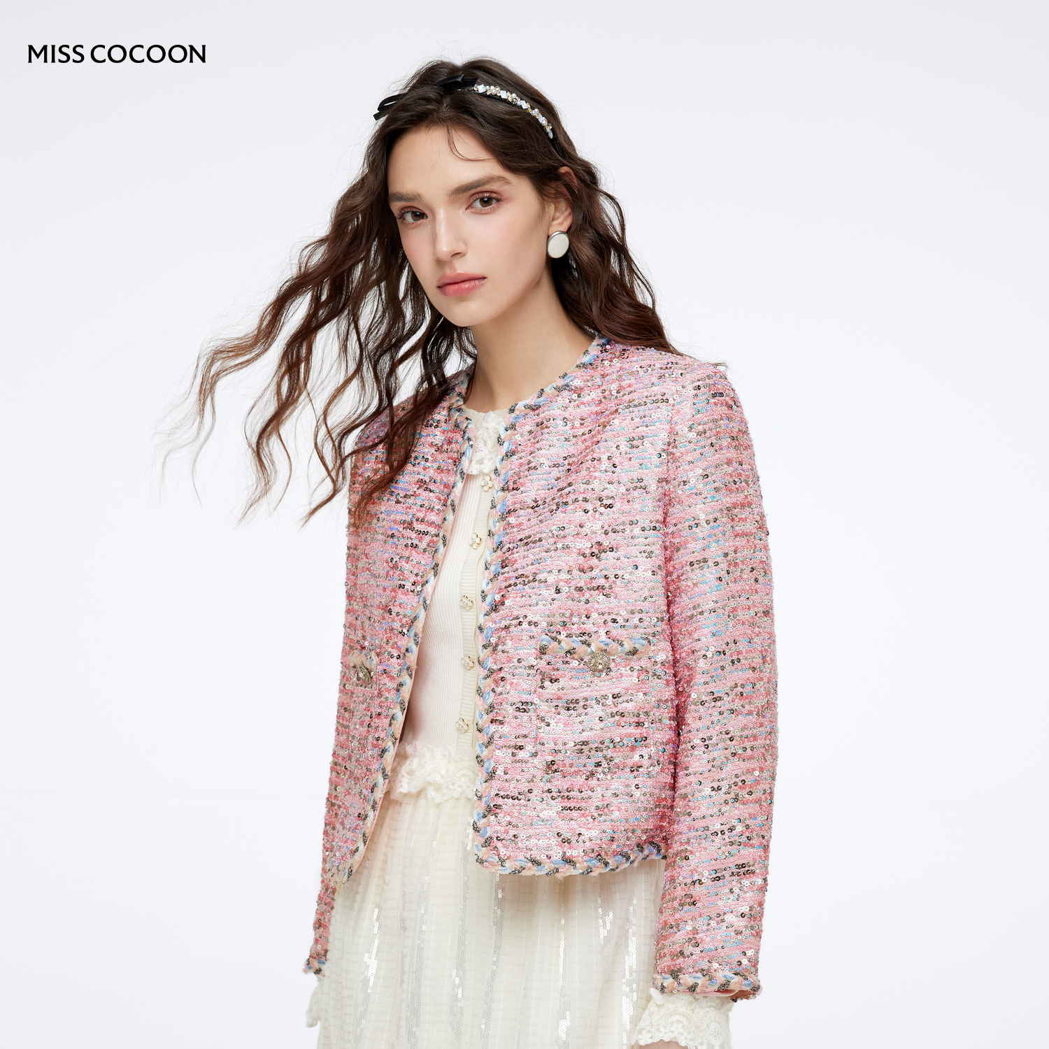 COCOON小香风亮片刺绣羽绒服