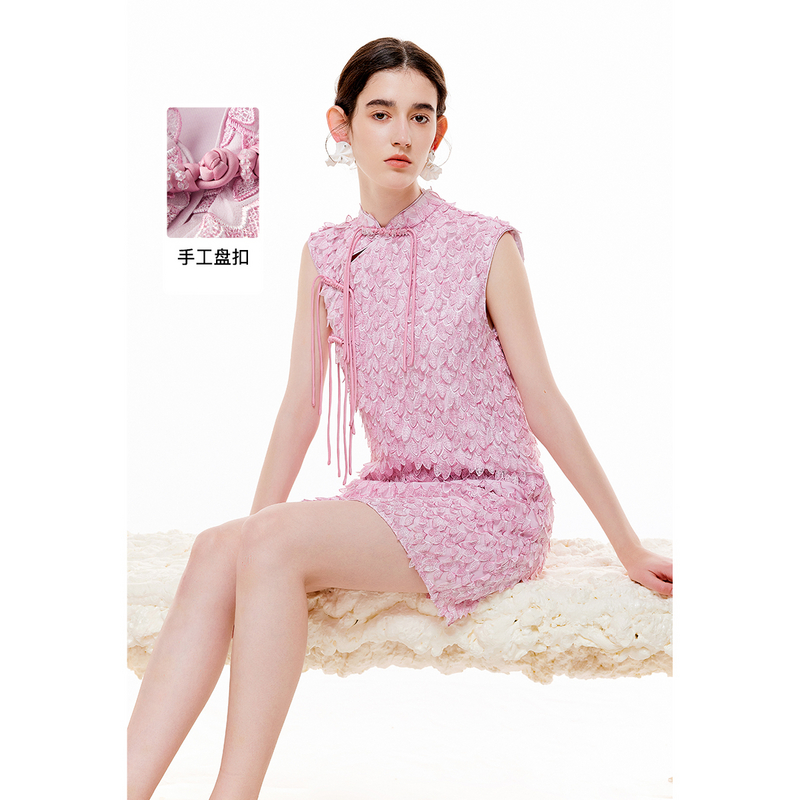 新中式盘扣立体羽毛感连衣裙