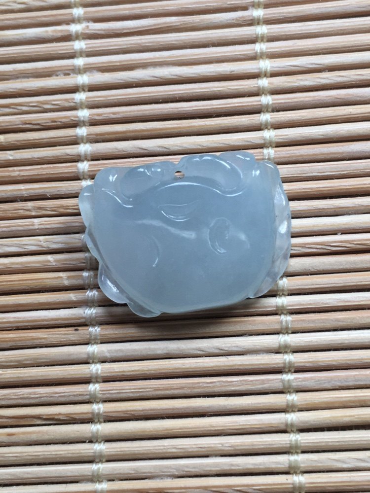 糯冰种小螃蟹吊坠缅甸翡翠a货证颈饰