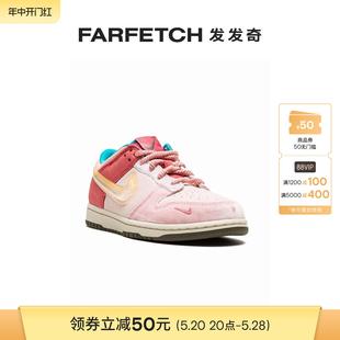 Nike耐克童装 粉红色圆头板鞋 FARFETCH发发奇