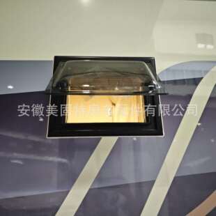 厂家直销房车改装窗户拖挂房车旅居车直角外推窗带纱网遮光帘