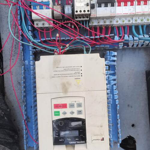 PI8100a 5R5G3 普传变频器 工控调速设备议价维修