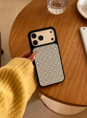 蓝色格纹爱心iPhone17ProMax潮牌手机壳13/14plus磨砂黑边16/15Pro镜面11情侣款12pro博主同款x/xs防摔保护套