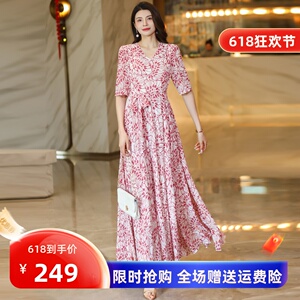 春夏秋V领印花连衣裙2024年收腰显瘦长裙妈妈款短款小个子沙滩裙