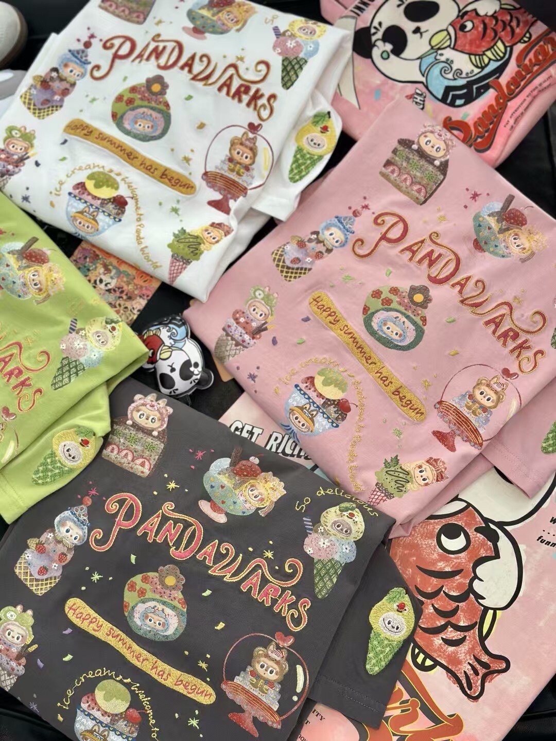 Pandawark夏日清爽刺绣「甜美冰激凌拉布布」设计师款治愈休闲T恤