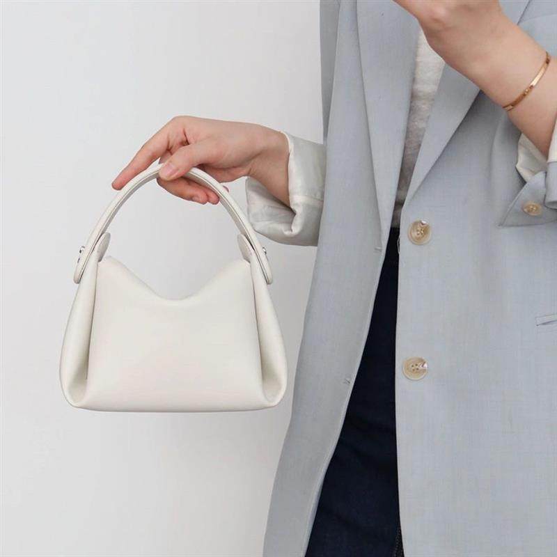 新款烟盒2025包包高级小众设计休闲包百搭手提包单肩斜挎真皮女包,箱包皮具/热销女包/男包,通用款女包,淘宝优惠券,粉丝福利购,淘宝优惠卷