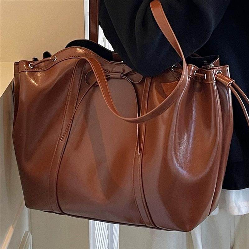 高级感复古腋下托特包包女式百搭休闲单肩包轻奢小众大容量通勤包,箱包皮具/热销女包/男包,通用款女包,淘宝优惠券,粉丝福利购,淘宝优惠卷