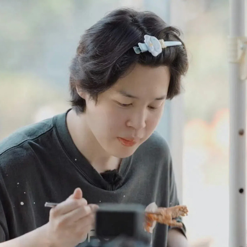 朴智旻同款玉桂狗发夹边夹侧边