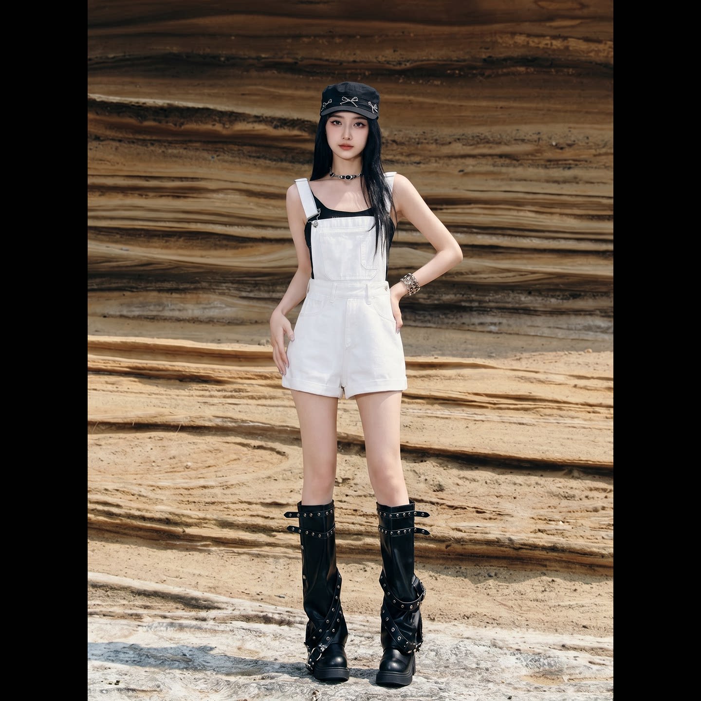 拉夏贝尔白色牛仔背带短裤女显瘦图片