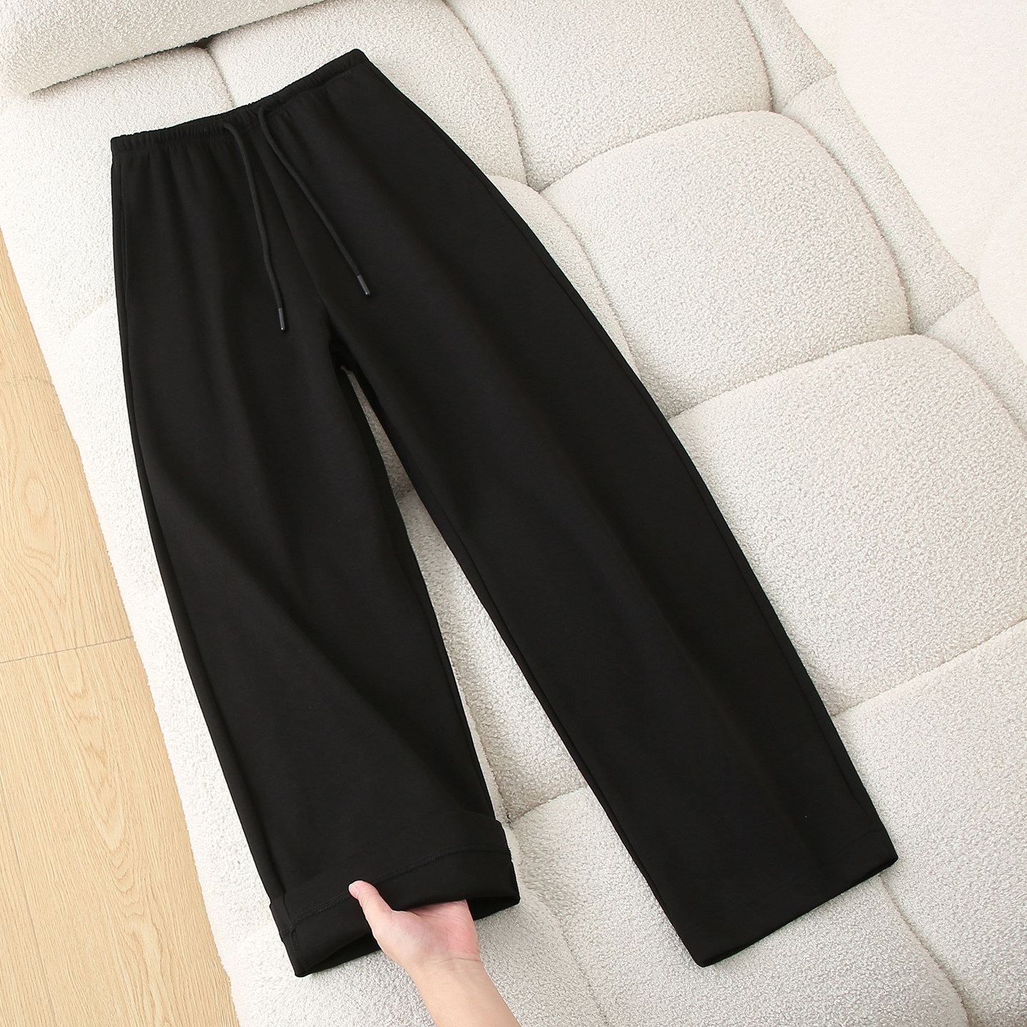 拉夏贝尔黑色运动阔腿裤女2026春高腰宽松垂感直筒慵懒风休闲卫裤,女装/女士精品,牛仔裤,淘宝优惠券,粉丝福利购,淘宝优惠卷