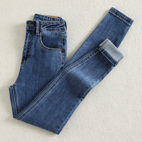 拉夏贝尔高腰加绒小脚牛仔裤女