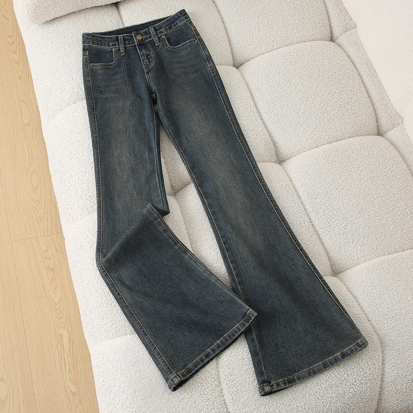 拉夏贝尔美式深蓝色微喇叭牛仔裤女春季高腰弹力修身做旧马蹄裤子,女装/女士精品,牛仔裤,淘宝优惠券,粉丝福利购,淘宝优惠卷