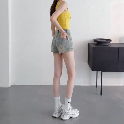 拉夏贝尔浅蓝牛仔短裤女2026夏季