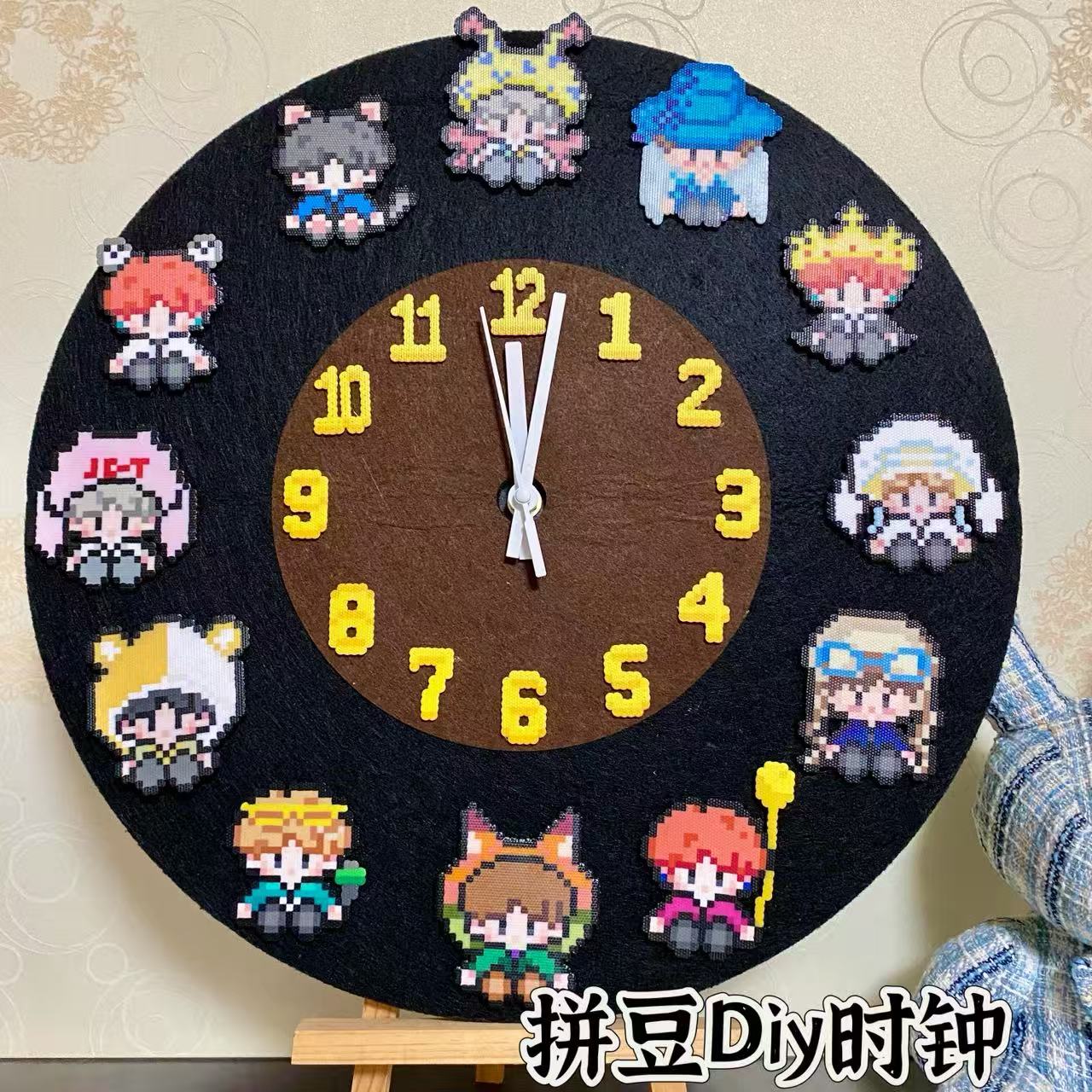 装饰挂钟拼豆人福音！黑胶唱片毛毡时钟板免钉无痕墙面展示架DIY