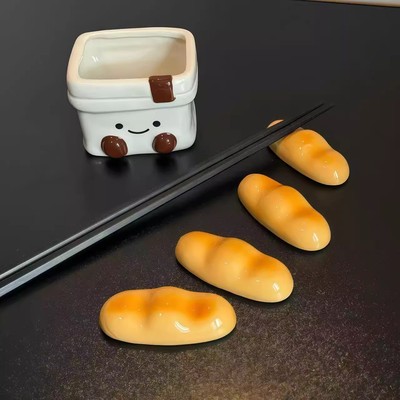 巨好看的面包筷子架炒有仪式感