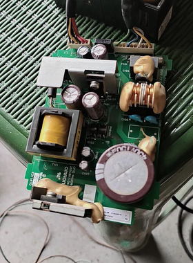 原装欧姆龙PLC电源板CPM1A2AE CP1En304060dtdr-a-diOcpu中主板