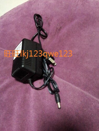 ZOOM效果器配件AC15V 1500MA适合G7-1utG9-2tt通用电源适配器热销