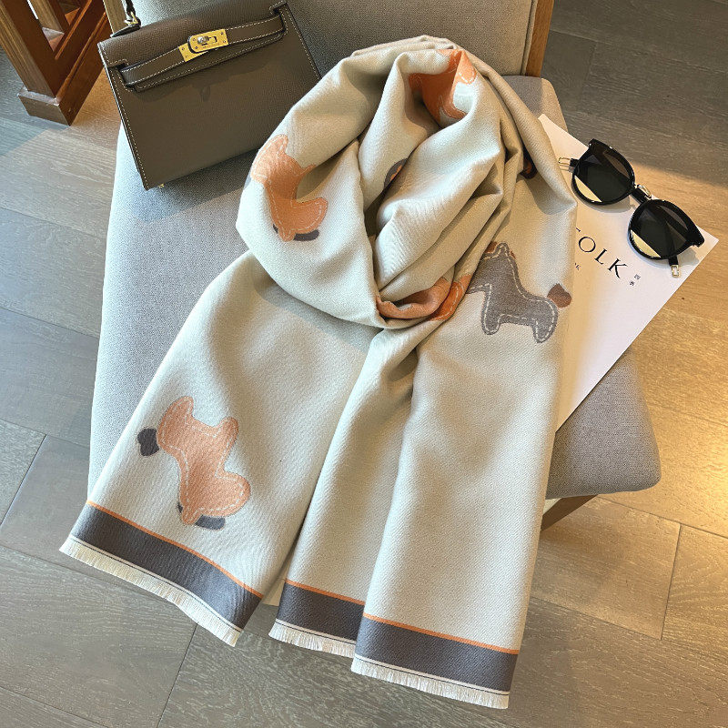 轻奢风2025新款木马双面仿羊绒围巾女冬季百搭围脖保暖棉外搭披肩,服饰配件/皮带/帽子/围巾,围巾/丝巾/披肩,淘宝优惠券,粉丝福利购,淘宝优惠卷