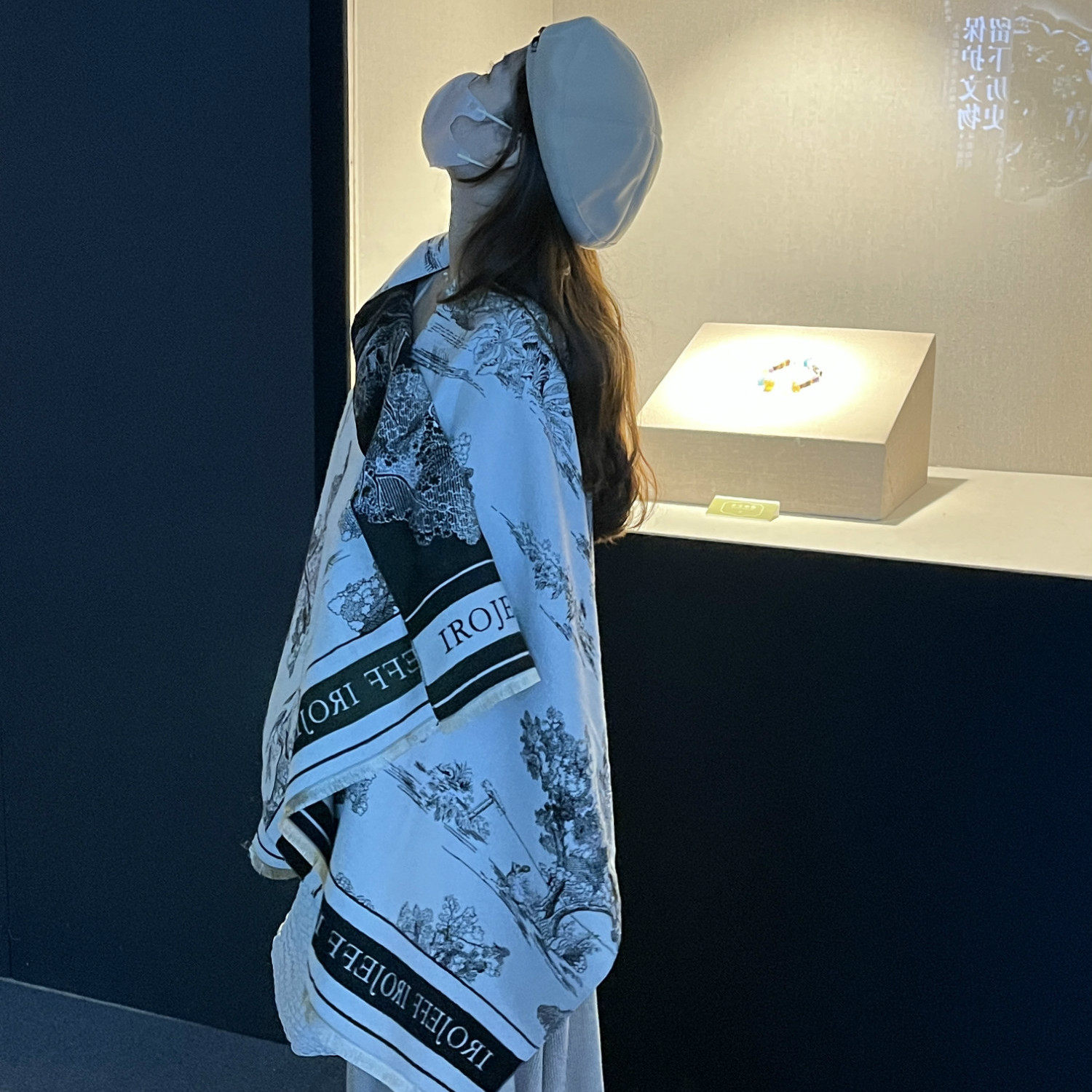 上海故事2026新款春秋国风外搭披肩女配旗袍洋装百搭办公室空调房