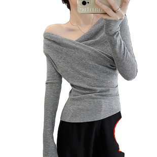 设计感荡领打底衫女秋冬内搭加绒加厚磨毛长袖t恤修身不规则上衣