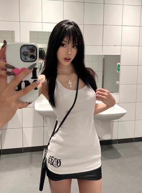 白色无袖吊带背心女夏季外穿别致修身中长款甜辣妹设计感小众上衣