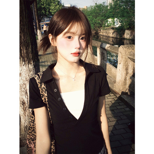 假两件深v领polo衫短袖t恤女上衣