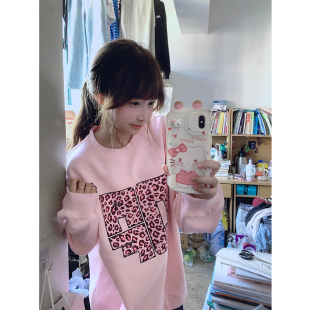 宽松甜酷上衣 长袖 国潮牌美式 粉色豹纹印花圆领卫衣女春秋无帽新款