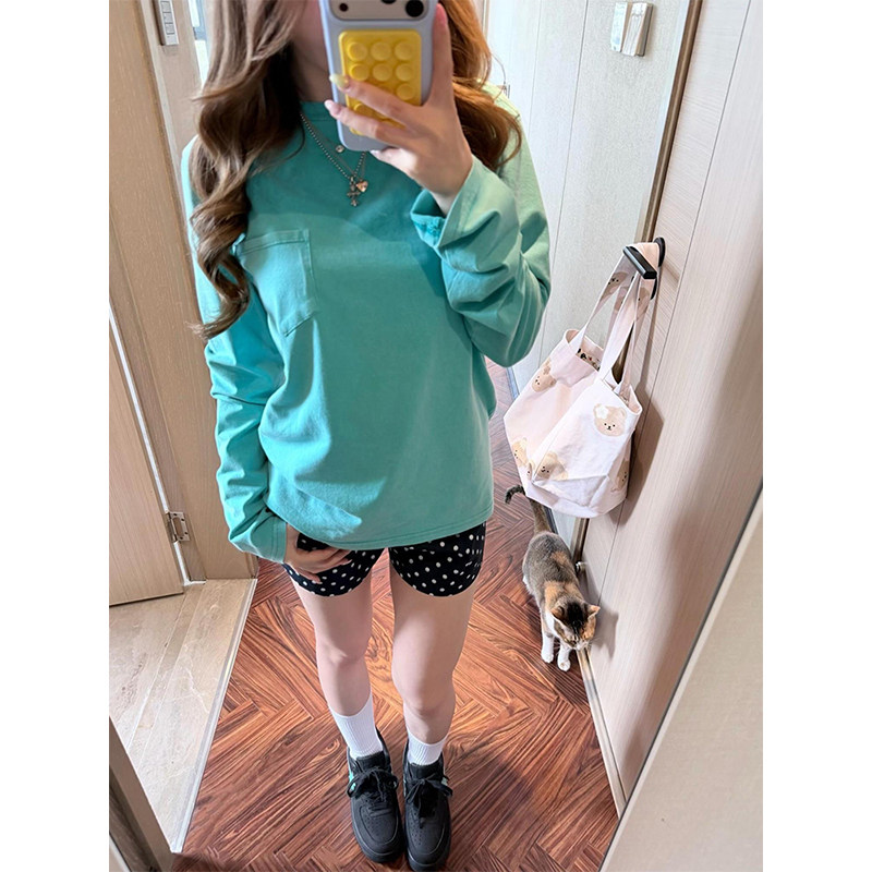 绿色水洗做旧炒盐口袋正肩长袖t恤女春秋季基础款百搭打底衫上衣