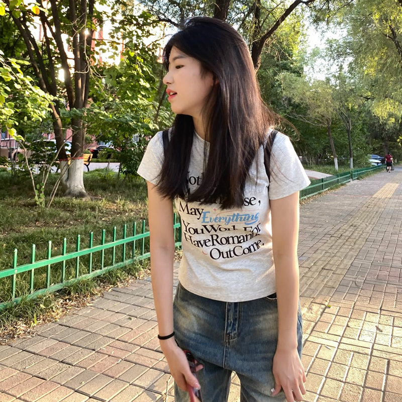 美式复古字母印花正肩短袖t恤女