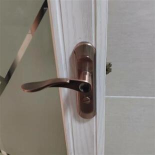 卫生间门锁厕所洗手间厨房门斜弧凹面110/130MM孔距执手锁具配件