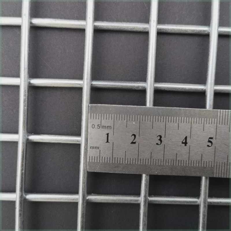 加粗镀锌铁丝网片电焊养殖钢丝网建筑钢筋网格狗笼子防护隔离围栏