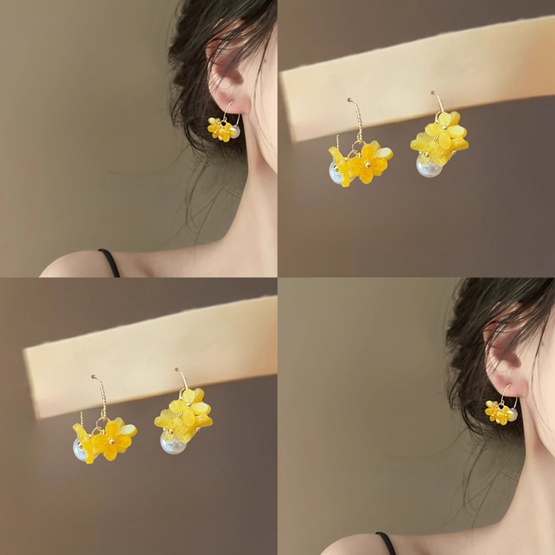 柔黄浅韵~温柔小众花朵珍珠耳环