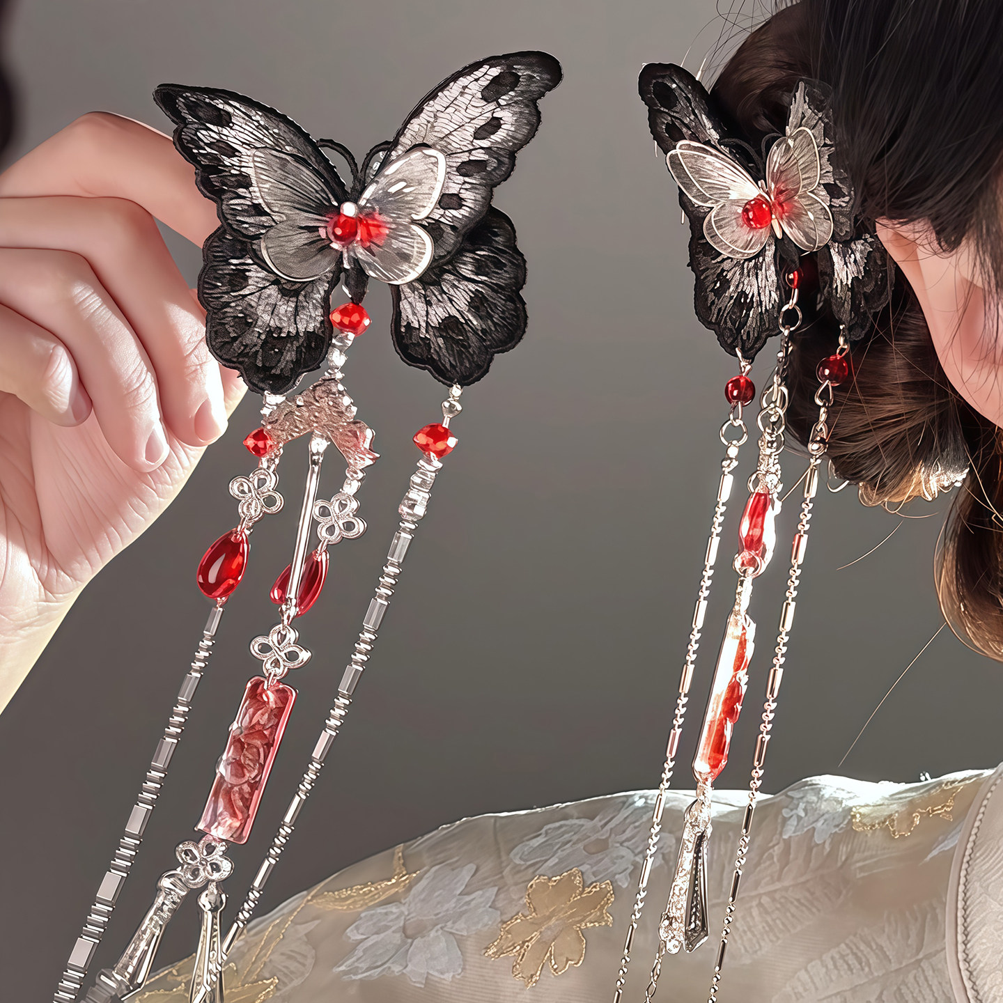 烬蝶绯缨丨暗黑刺绣蝴蝶发夹汉服