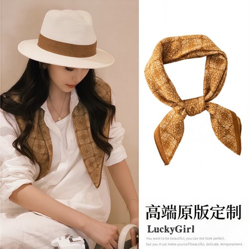 复古老钱风棕黄色丝巾系脖