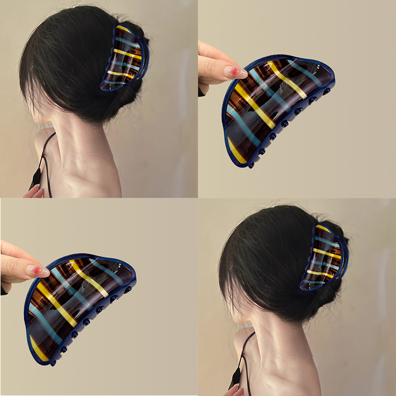 輕奢抓夾發飾格子女孩鯊魚夾百搭