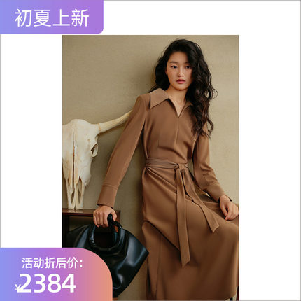 音儿女装2023春季法式优雅翻领系带收腰连衣裙8C33105010