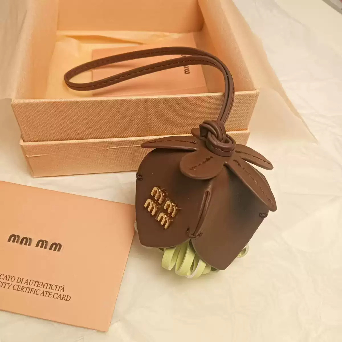 thumbnail for Zhang Yuanying&#039s Same Style Miu-Style Mini Windmill Tulip Shoe Charm Double Ball Shoelace Accessory Bag Pendant Fashionable and Versatile