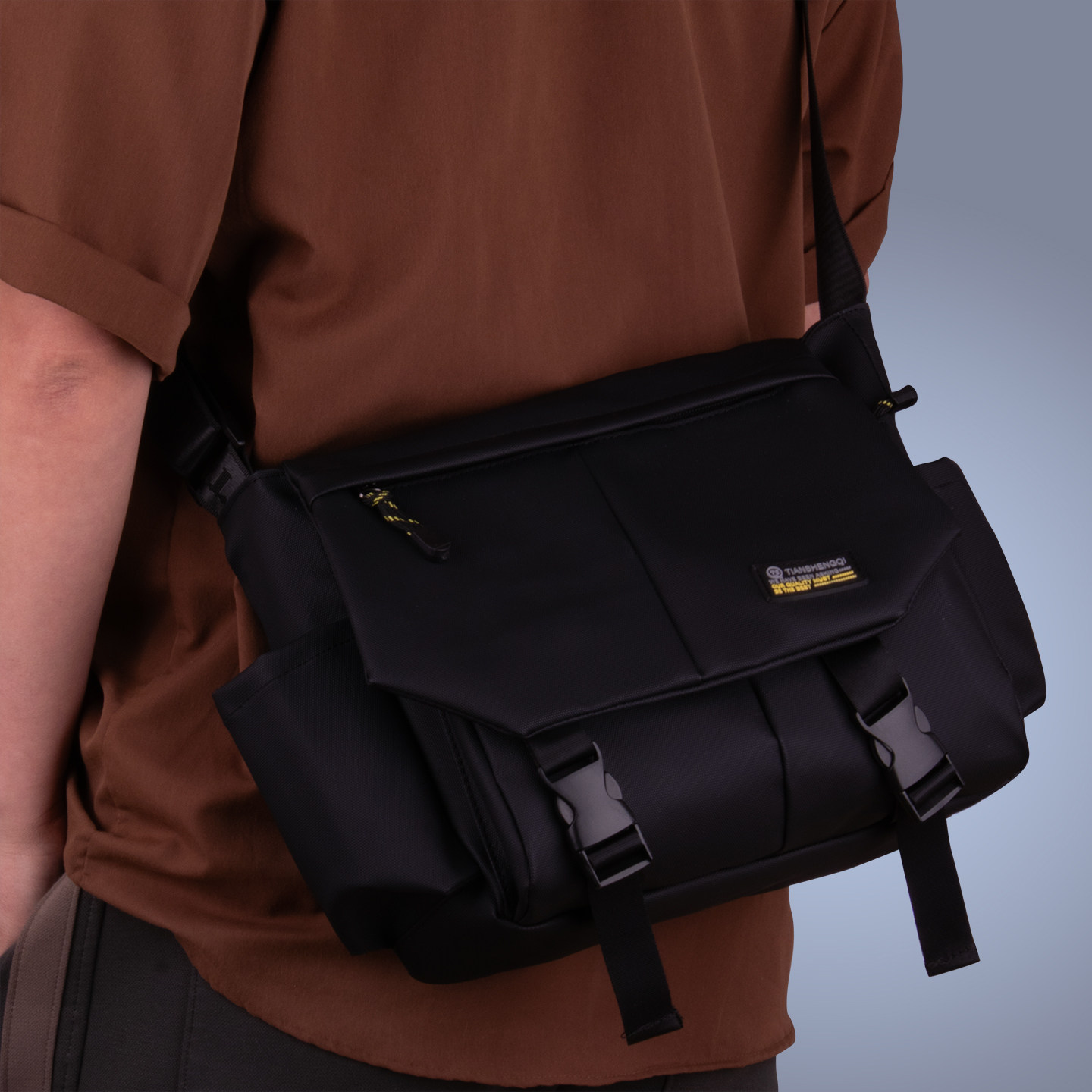 男斜挎包休闲单肩包男士邮差通勤包时尚翻盖大容量骑行背包商务包,箱包皮具/热销女包/男包,男士包袋,淘宝优惠券,粉丝福利购,淘宝优惠卷